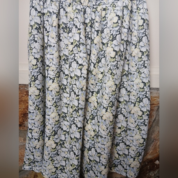 NWT H & M Floral Puff Sleeve Midi Dress Green Yellow Blue White - Picture 12 of 13